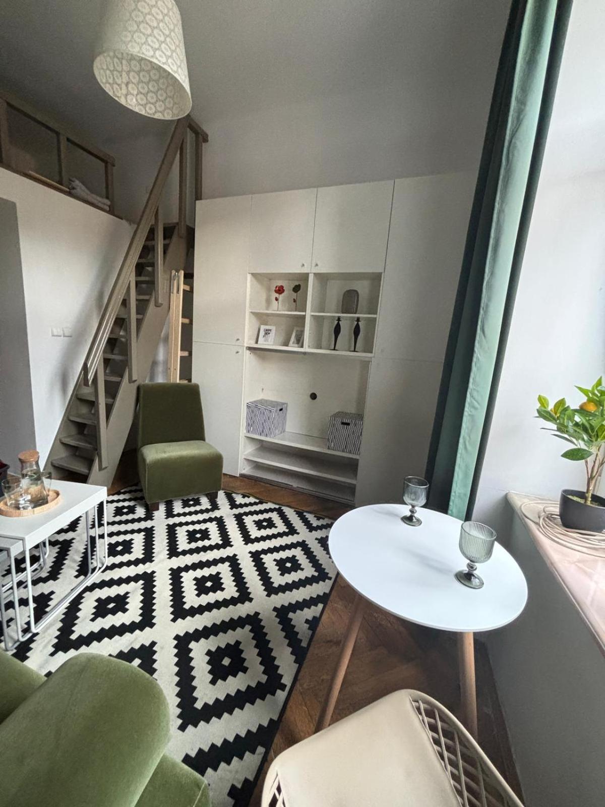 Krakow Central Green Apartments ภายนอก รูปภาพ