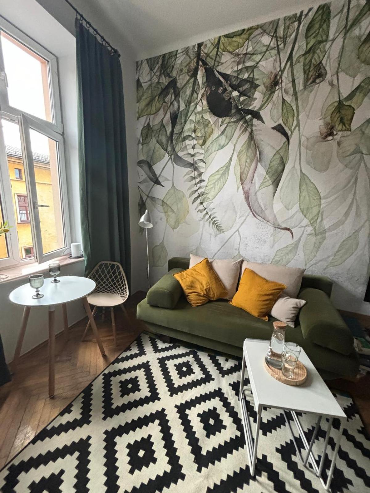 Krakow Central Green Apartments ภายนอก รูปภาพ